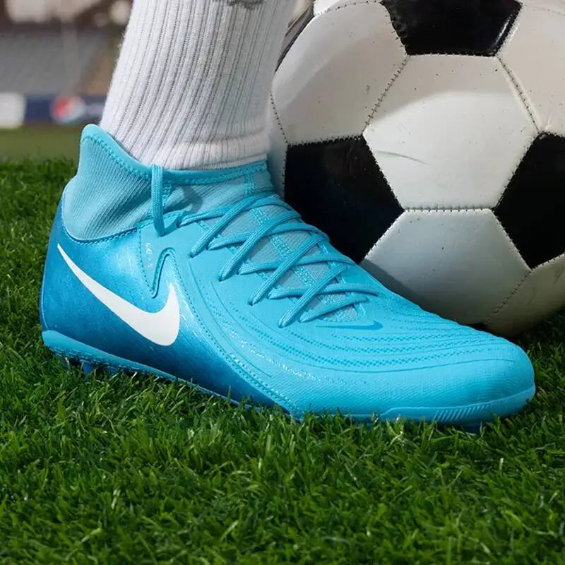 Men's Phantom Football Boots For Artificial Grass